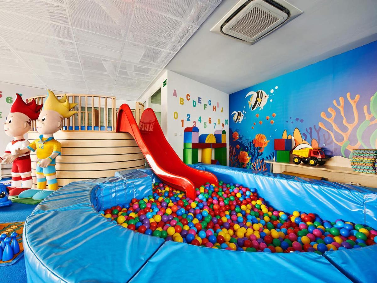 Vacationclub - Seaside Apartament 516 โควอบเซก ภายนอก รูปภาพ